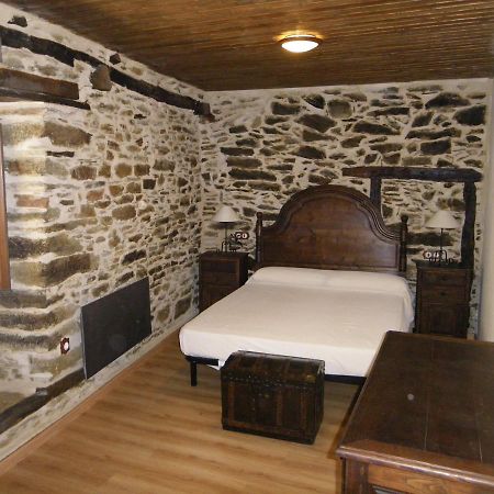 Casa Rural Los Cabritos De Tomas Puebla de Sanabria Exterior foto
