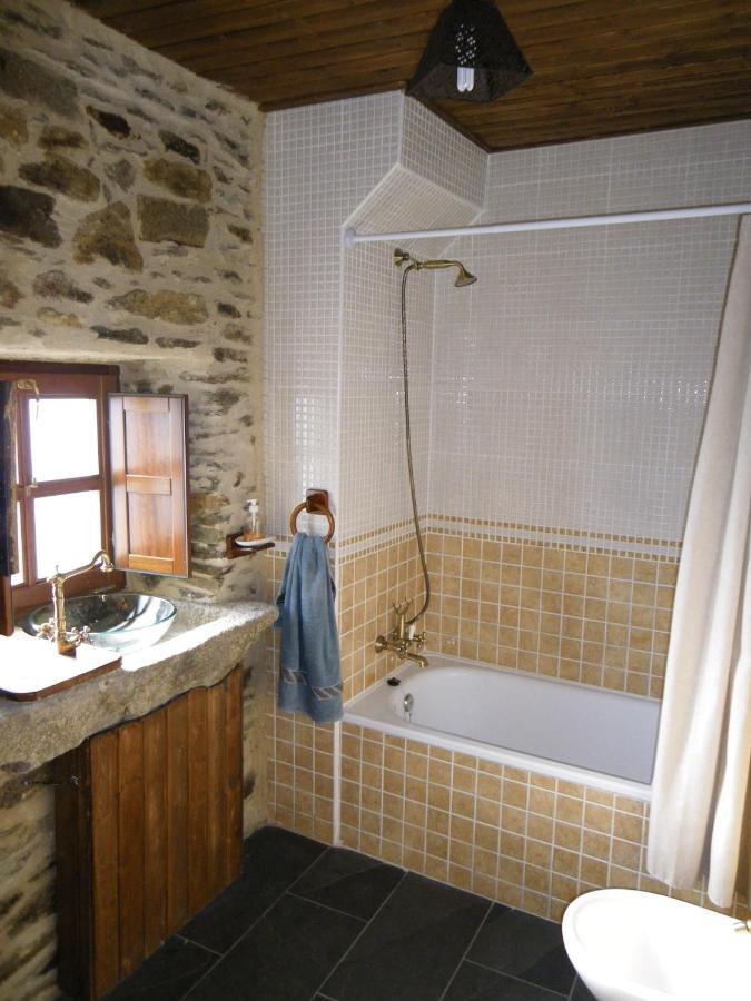 Casa Rural Los Cabritos De Tomas Puebla de Sanabria Exterior foto